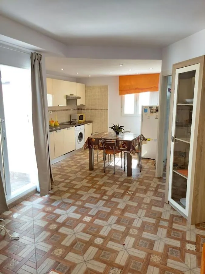 Charlotte Apartment Down Costa Del Silencio
